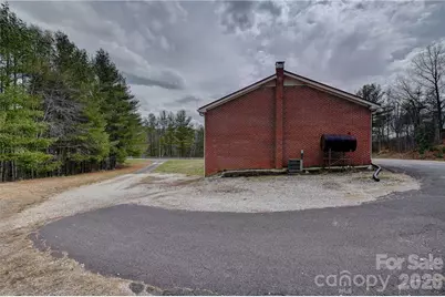 12348 US Hwy 19 Highway E, Spruce Pine, NC 28777 - Photo 7