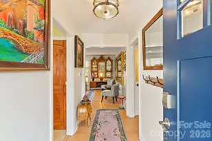 2 Bevlyn Dr, Asheville, NC 28803 - Photo 3