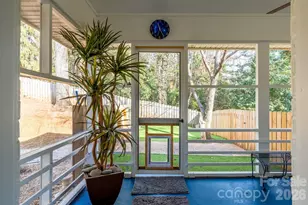 2 Bevlyn Dr, Asheville, NC 28803 - Photo 37