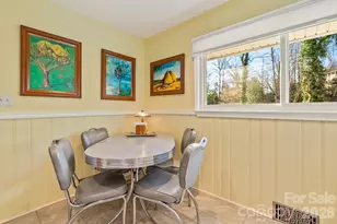 2 Bevlyn Dr, Asheville, NC 28803 - Photo 15