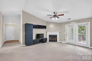 11232 Hyde Pointe Ct, Charlotte, NC 28262 - Photo 5