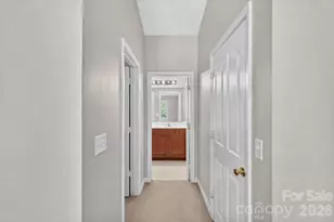 11232 Hyde Pointe Ct, Charlotte, NC 28262 - Photo 19