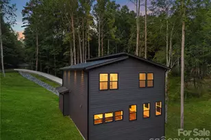 129 Quiet Woods Dr, Leicester, NC 28748 - Photo 3