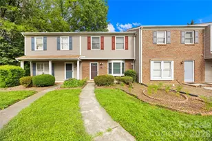 8426 Rust Wood Pl, Charlotte, NC 28227 - Photo 1