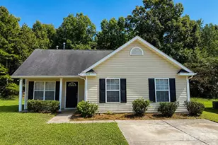4723 Palm Breeze Ln, Charlotte, NC 28208 - Photo 1