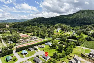 46 Janie Dr, Clyde, NC 28721 - Photo 31