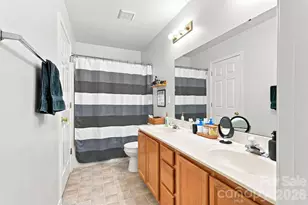 10171 Reindeer Way Ln, Charlotte, NC 28216 - Photo 7