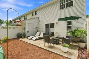 10171 Reindeer Way Ln, Charlotte, NC 28216 - Photo 13