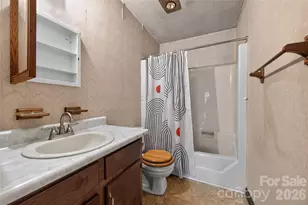 131 Spencer St, Clyde, NC 28721 - Photo 11