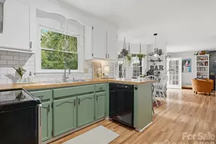 2709 Stockwood Dr, Gastonia, NC 28056 - Photo 13