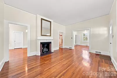 433 N Cedar Street, Lincolnton, NC 28092 - Photo 5