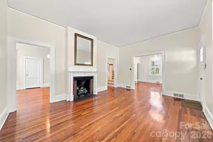 433 N Cedar St, Lincolnton, NC 28092 - Photo 5