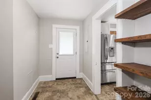 401 N Oakland Ave, Statesville, NC 28677 - Photo 25