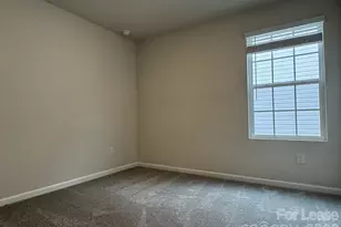 15201 Windy Plns Rd, Charlotte, NC 28262 - Photo 11