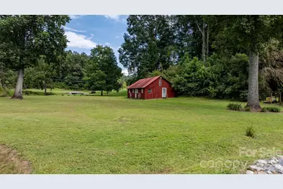 100 Goose Creek Road, Marion, NC 28752 - Photo 25