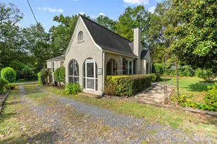 131 Spratt St, Fort Mill, SC 29715 - Photo 3