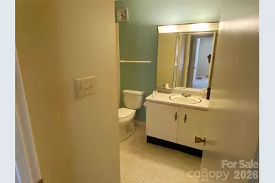 1323 Queens Road #208, Charlotte, NC 28207 - Photo 9