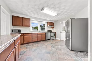 3226 Anderson St, Claremont, NC 28610 - Photo 11