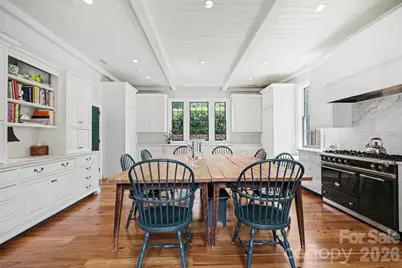 1401 Queens Road W, Charlotte, NC 28207 - Photo 11