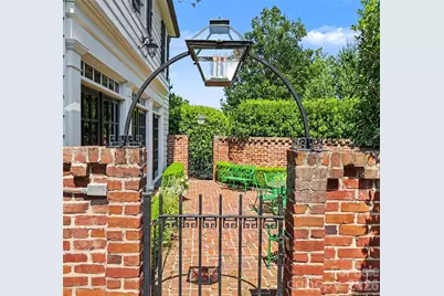 1401 Queens Road W, Charlotte, NC 28207 - Photo 41