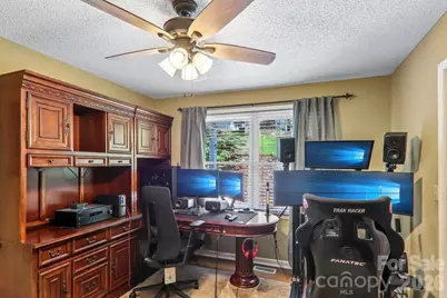 7 Maple Leaf Drive, Hendersonville, NC 28739 - Photo 21