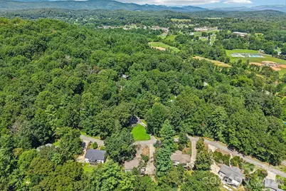 7 Maple Leaf Drive, Hendersonville, NC 28739 - Photo 43