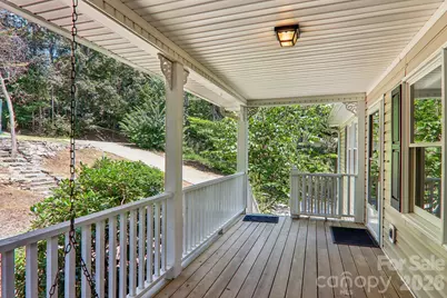 7 Maple Leaf Drive, Hendersonville, NC 28739 - Photo 5