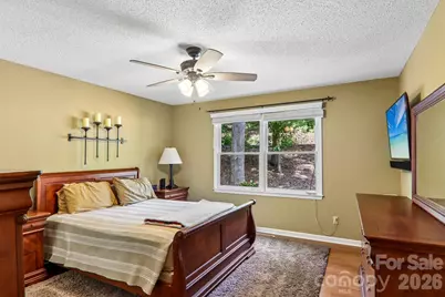 7 Maple Leaf Drive, Hendersonville, NC 28739 - Photo 15