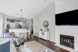 18736 Nautical Dr, Cornelius, NC 28031 - Photo 3