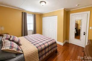 227 W 12th St, Salisbury, NC 28144 - Photo 9