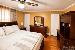 227 W 12th St, Salisbury, NC 28144 - Photo 13