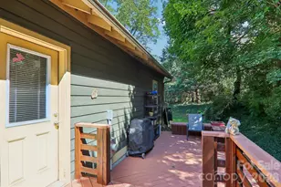 137 Sulphur Springs Rd, Asheville, NC 28806 - Photo 21