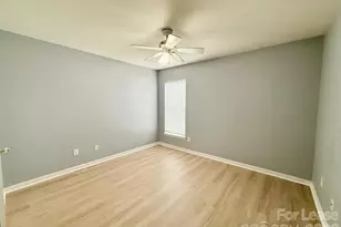 10212 Garmoyle St, Charlotte, NC 28277 - Photo 13
