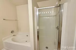 10212 Garmoyle St, Charlotte, NC 28277 - Photo 17