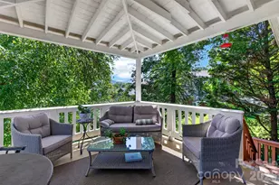 36 Mt Vernon Cir, Asheville, NC 28804 - Photo 17
