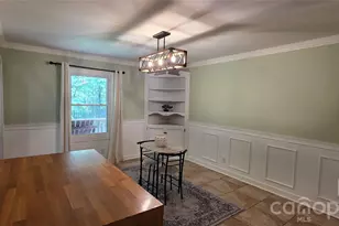 8979 Twin Lake Dr, Kernersville, NC 27284 - Photo 9
