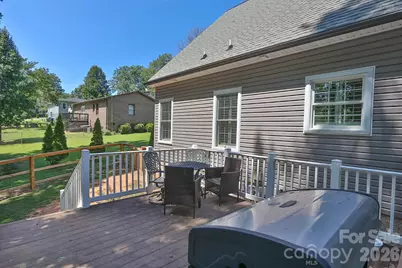 208 Triplett Street, Jonesville, NC 28642 - Photo 31