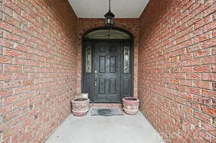 122 Hazeltine Ct, Salisbury, NC 28144 - Photo 3