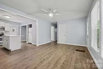 802 Stowe Drive, Lowell, NC 28098 - Photo 5