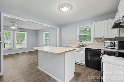 802 Stowe Drive, Lowell, NC 28098 - Photo 11