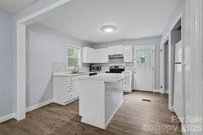 802 Stowe Drive, Lowell, NC 28098 - Photo 9