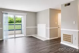 8024 Tremaine Ct, Charlotte, NC 28227 - Photo 3