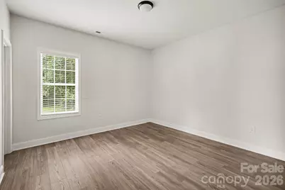 1402 Essex Avenue, Gastonia, NC 28052 - Photo 17