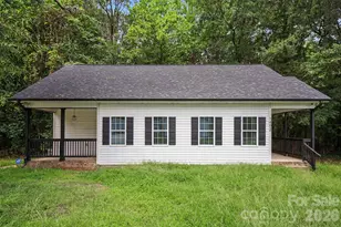 1402 Essex Ave, Gastonia, NC 28052 - Photo 1