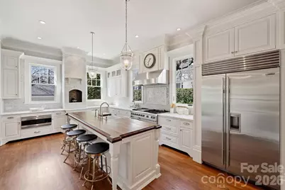 1136 Queens Road, Charlotte, NC 28207 - Photo 11