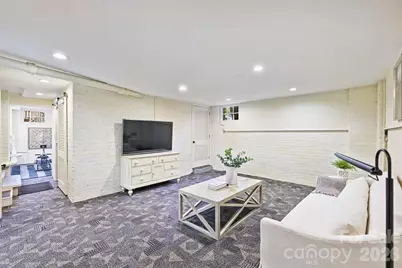 1136 Queens Road, Charlotte, NC 28207 - Photo 27