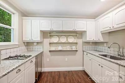 1136 Queens Road, Charlotte, NC 28207 - Photo 41