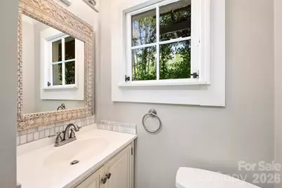 1136 Queens Road, Charlotte, NC 28207 - Photo 43