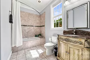 1037 S Main St, Mars Hill, NC 28754 - Photo 9