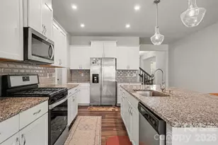 6536 Georgia Oak Rd, Charlotte, NC 28269 - Photo 11